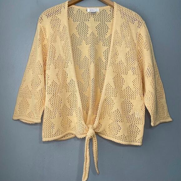 Christopher & Banks Size Large Butter Yellow Crochet Star Cardigan Preppy Shrug - Picture 1 of 9